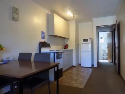 Garden City Motel - 11