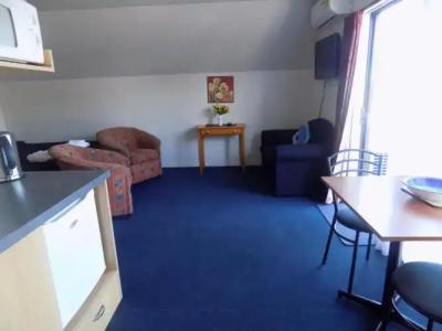 Garden City Motel - 74