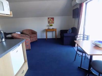 Garden City Motel - 12