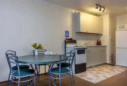 Garden City Motel - 70