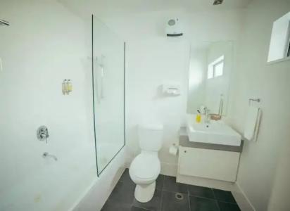 Airport Delta Motel - 37