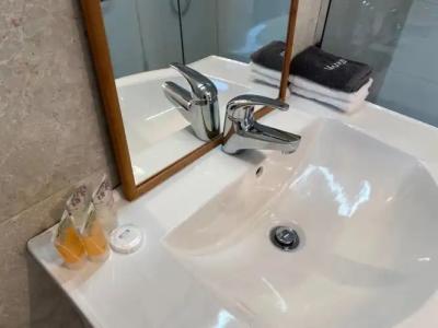 Southern Comfort Motel - 84