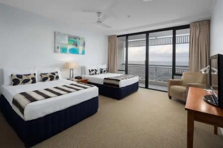 Rydges Esplanade Resort Cairns - 36