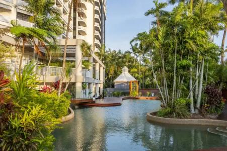 Rydges Esplanade Resort Cairns - 18