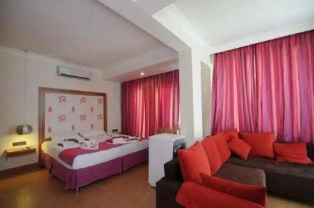 Cle Beach Boutique - 93