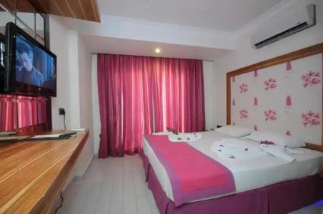 Cle Beach Boutique - 111