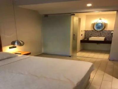 Cle Beach Boutique - 87