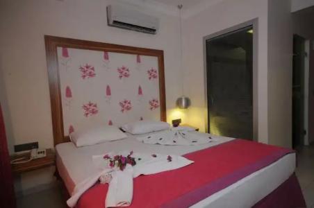 Cle Beach Boutique - 95