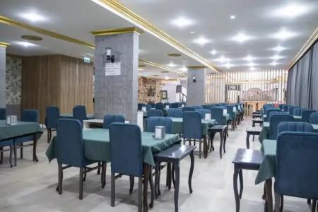 Mustis Royal Plaza - 16