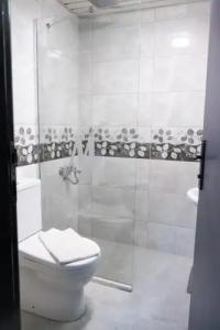 Mustis Royal Plaza - 9