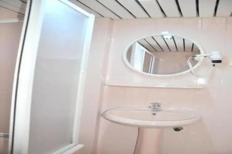 Mustis Royal Plaza - 36