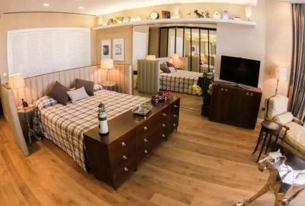 Elegances International - 131