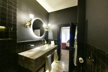 Sacred Mansion - 121