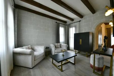 Sacred Mansion - 118