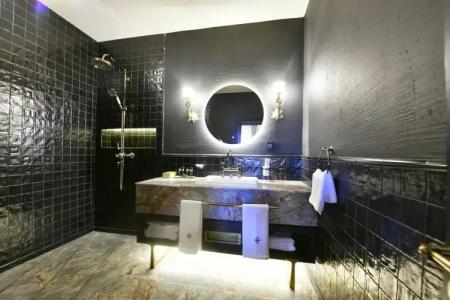 Sacred Mansion - 105