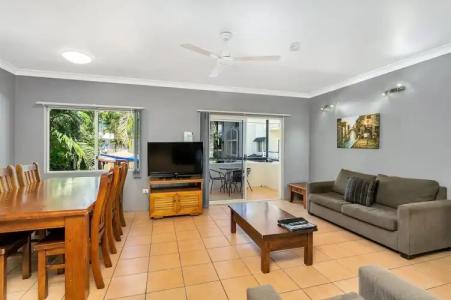 Cairns Reef Apartments & Motel - 53