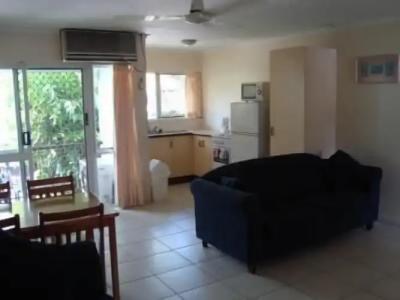 Coral Reef Apartments - 3