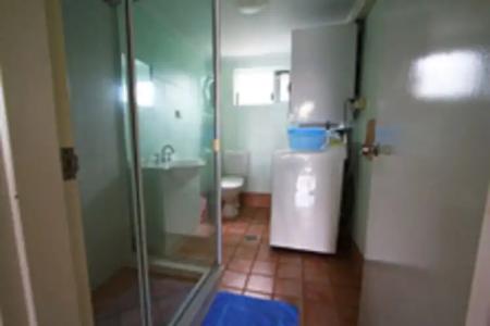 Coral Reef Apartments - 7
