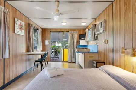First City Caravilla - 46