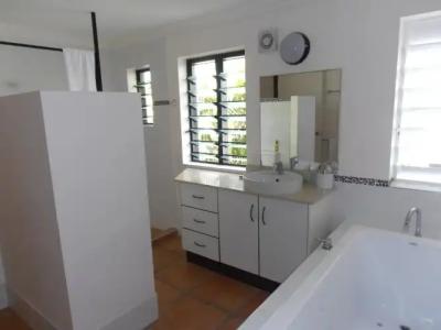 Floriana Guest House - 8