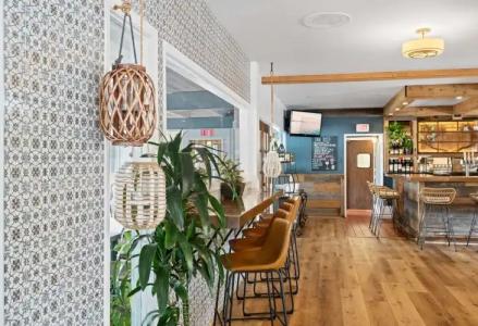 Best Western Plus - 37