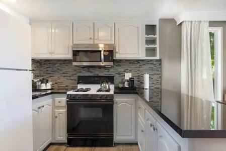 Best Western Plus - 98