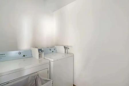 Best Western Plus - 28