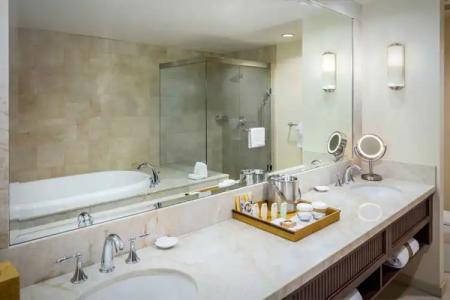 Santa Barbara Inn - 61