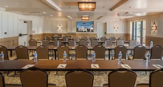 Santa Barbara Inn - 10