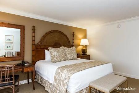 Santa Barbara Inn - 37