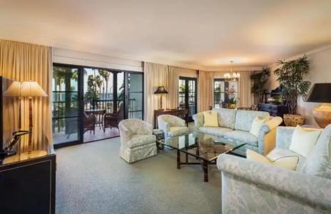 Santa Barbara Inn - 71