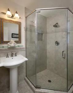 Lavender Inn by the Sea - 7