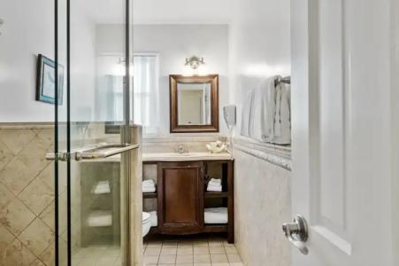 Lavender Inn by the Sea - 6