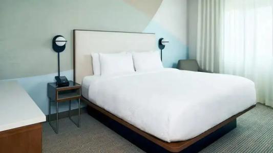 Courtyard Santa Barbara Downtown - 20