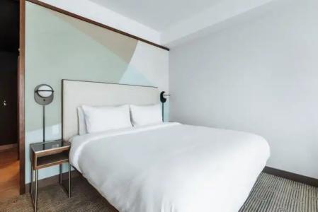 Courtyard Santa Barbara Downtown - 5