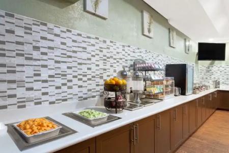 Guest Suites Of Boca Raton - 11