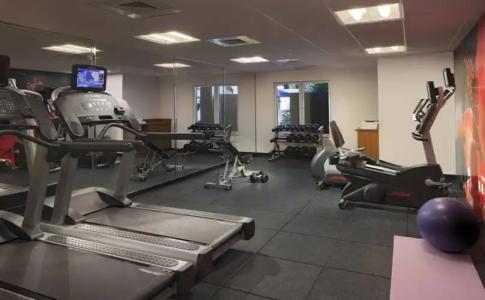 SpringHill Suites - 14