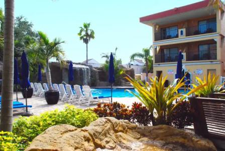 Coconut Cove All Suite - 16