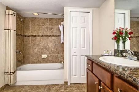 Coconut Cove All Suite - 9