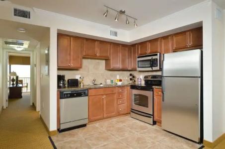 Coconut Cove All Suite - 22