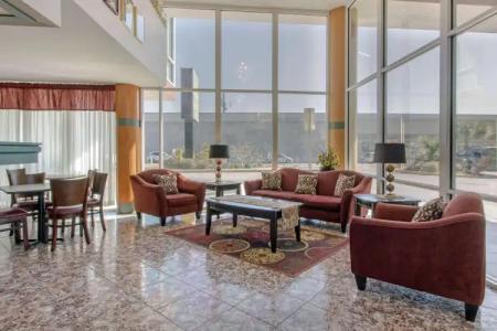 Rodeway Inn Clearwater - Central - 10