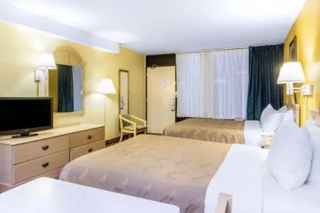 Rodeway Inn Clearwater - Central - 2