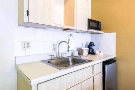 Rodeway Inn Clearwater - Central - 39