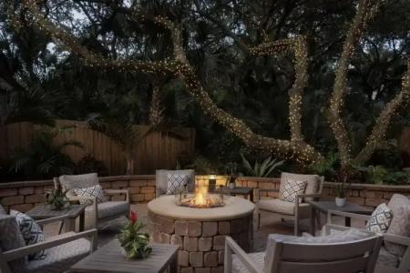 Courtyard Cocoa Beach Cape Canaveral - 25