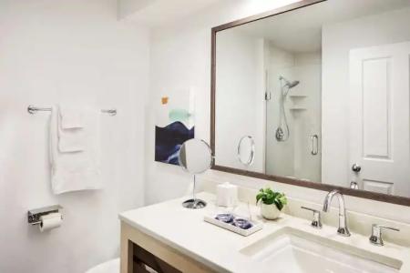 Parrot Key & Villas - 10