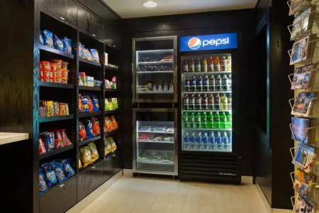 Fairfield Inn & Suites - 11