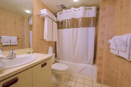 Fairfield Inn & Suites - 9