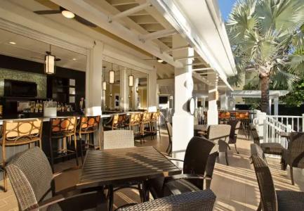 Fairfield Inn & Suites - 19