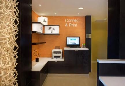 Fairfield Inn & Suites - 1