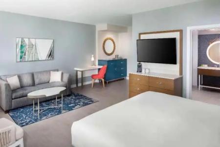 The Reach Key West, Curio Collection by Hilton - 99